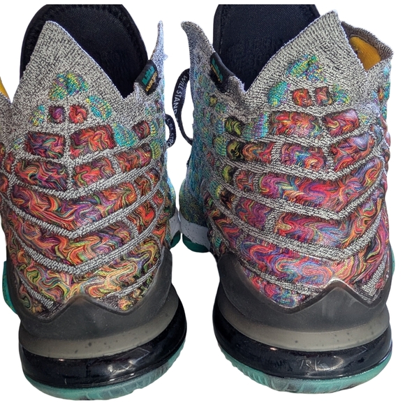 Nike LeBron 17 XVII "I Promise" Multicolor Basketball Shoes Size 11.5 - Picture 4 of 16